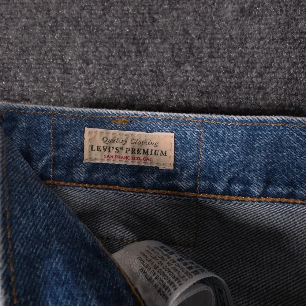 Levis Premium Selvedge 501 Jeans Mens 32x32 Blue Distressed Whiskered Button Fly